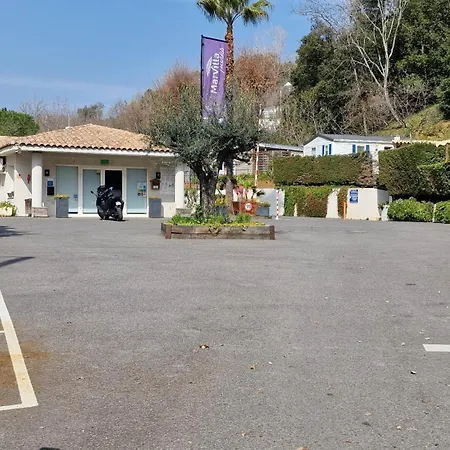 Mobilhome 4etoiles Cote D'azur Campsite *